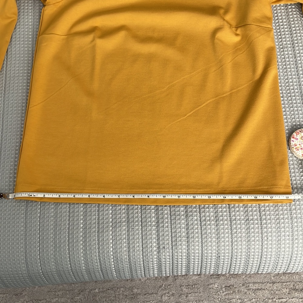 Mock neck blouse - Picture 6 of 7